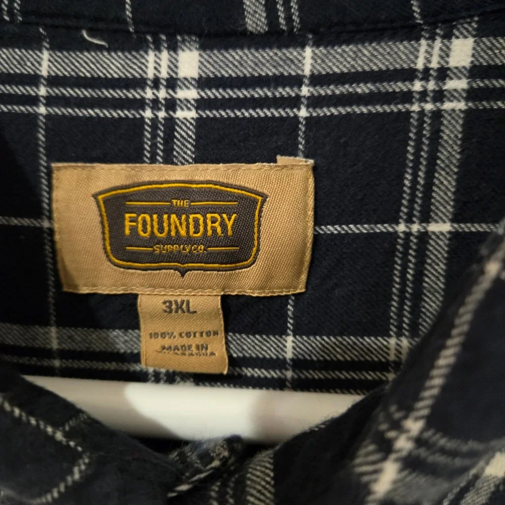 The Foundry Plaid Button Down Mens 3XL Navy Blue Excellent Flannel Shirt Thick